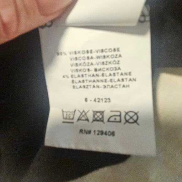 Women's/ Juniors Stretchy Venus Short Back Dress Size Small - Picture 7 of 7